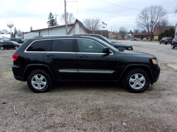 2011 Jeep Gr Cherokee - - by dealer - vehicle for sale in Westby, WI – photo 4