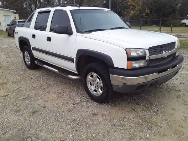 2004 Chevy avalanche z66 $4500 obo - cars & trucks - by owner -... for sale in Lancaster, NC – photo 7
