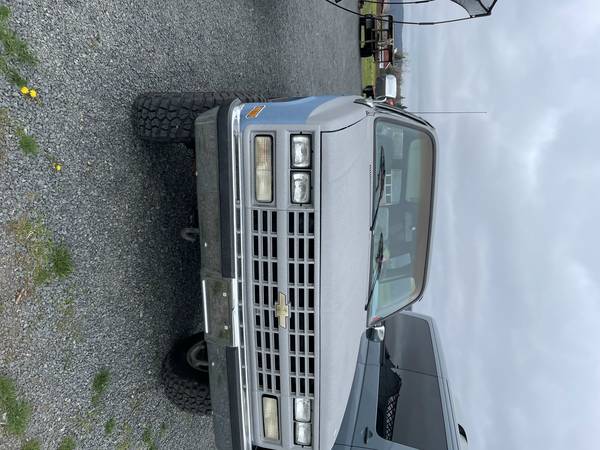 1989 Chevy Suburban for sale in Moscow, WA – photo 2