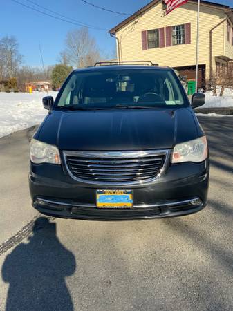 2012 Chrysler Town and Country for sale in Holmes, NY – photo 3