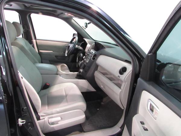 2015 Honda Pilot SE suv Crystal Black Pearl for sale in Tomball, TX – photo 17