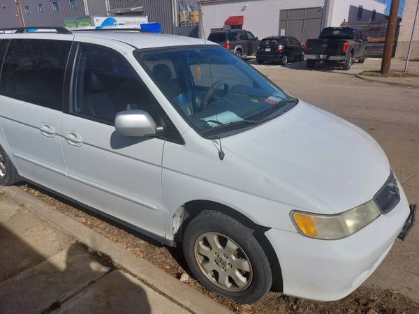 Well Maintained 2000 Honda Odyssey for sale in Dallas, TX – photo 4