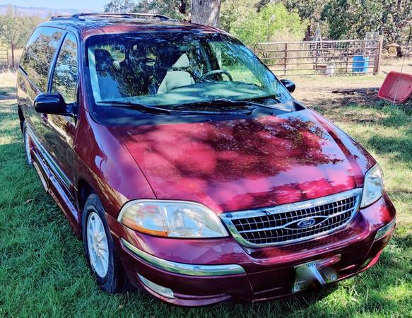 Wheelchair Van Ford Windstar for sale in Medford, OR
