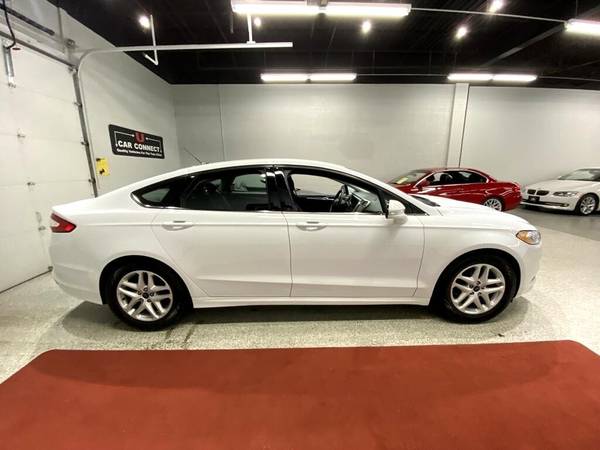 2016 Ford Fusion 4dr Sdn SE FWD Sedan - - by dealer for sale in Eden Prairie, MN – photo 9
