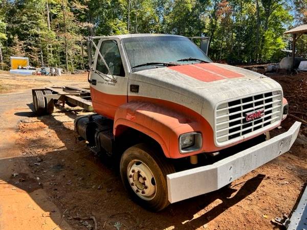 2000 GMC C6500 Cab & Chassis - - by dealer - vehicle for sale in Alto GA, GA
