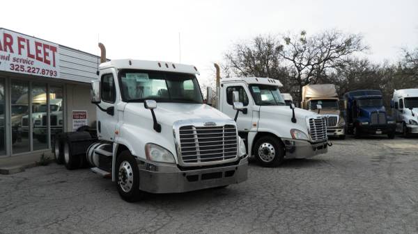 2012 Freightliner Day Cabs - cars & trucks - by dealer - vehicle... for sale in SAN ANGELO, TX – photo 3