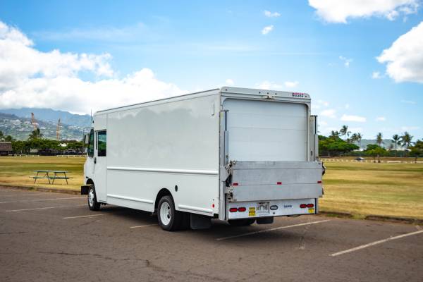 2014 18' Grumman/Olson Aluminum stepvans with HD 2000lbs liftgates for sale in Honolulu, CA – photo 9