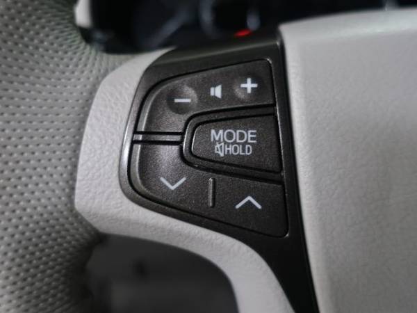 2013 Toyota Sienna XLE FWD 8-Passenger V6 EnterVan Leather 43,000 Mi. for sale in Caledonia, MI – photo 15