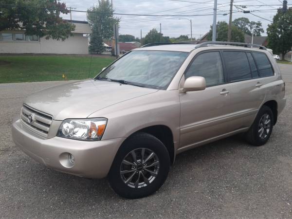 2007 TOYOTA HIGHLANDER for sale in Massillon, OH