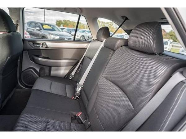 2019 Subaru Outback wagon 2.5i - Subaru Crystal White Pearl for sale in Springfield, MO – photo 12