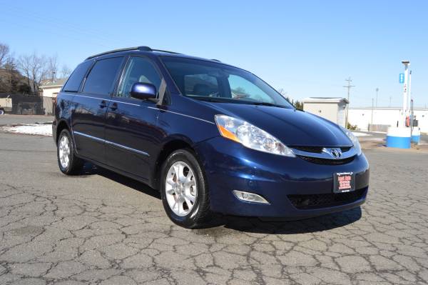 2006 TOYOTA SIENNA XLE AWD LOW MILES - - by dealer for sale in MANASSAS, District Of Columbia – photo 3
