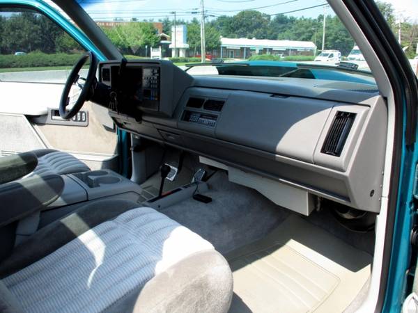 1994 Chevrolet C/K 1500 STEPSIDE 1500 4X4 32K ORIG MILES for sale in south amboy, NJ – photo 8