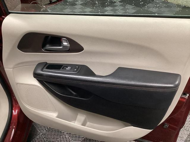 2019 Chrysler Pacifica Touring-L for sale in newton, iowa, IA – photo 23