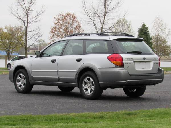 2007 Subaru Outback 2 5i Wagon - CLEAN! - - by dealer for sale in Jenison, MI – photo 10