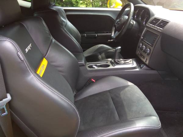 Dodge Challenger SRT " Yellow Jacket "Edition 6 speed for sale in Boston, MA – photo 4