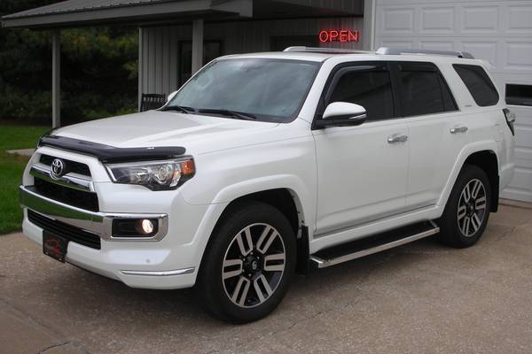 2016 Toyota 4Runner Limited 4WD- Nav, Remote Start, Loaded, 31k miles! for sale in Vinton, IA 52349, IA