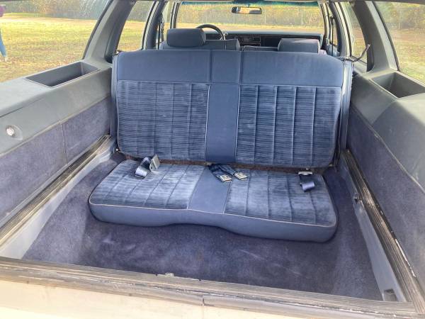 1984 Chevrolet Caprice Classic station Wagon - cars & trucks - by... for sale in Tuscumbia, AL – photo 10