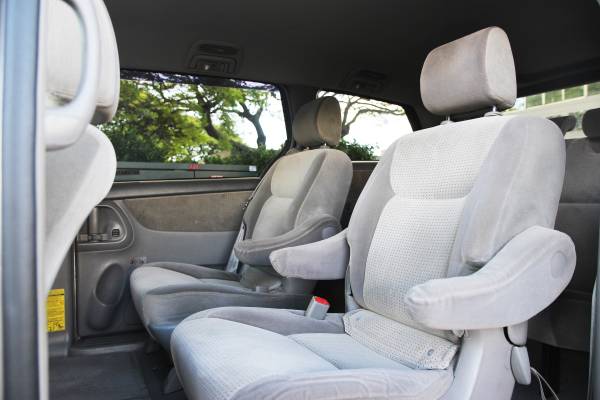 SOLD SOLD ! 2008 TOYOTA SIENNA LE COLD A/C 3RD ROW SEATING - cars &... for sale in Honolulu, HI – photo 15