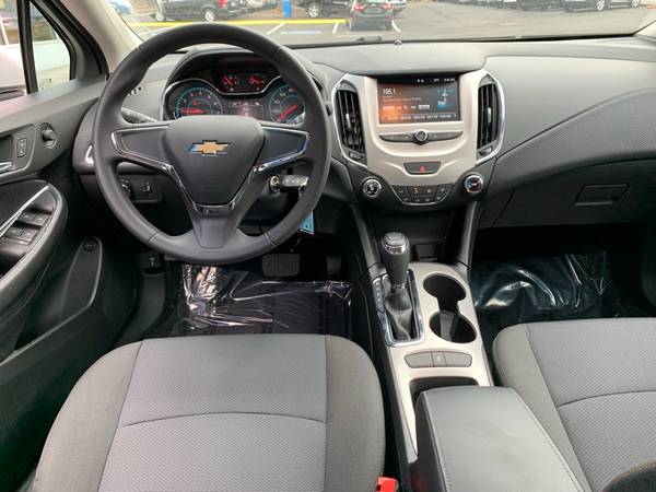 2018 Chevrolet Cruze LS Sedan Chevy for sale in Portland, OR – photo 4