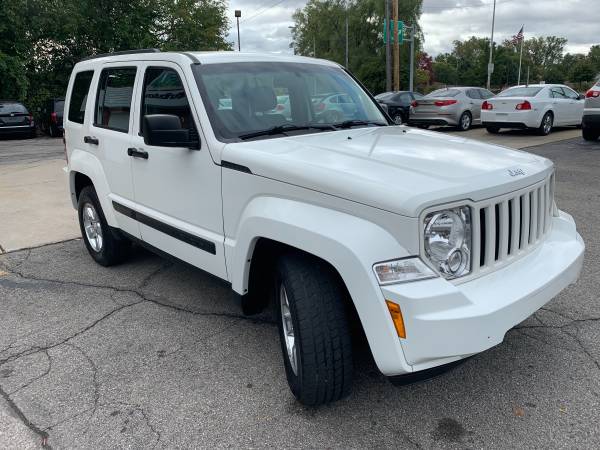 2010 Jeep Liberty Sport 4x4 (Drives Awesome) for sale in Toledo, OH – photo 3