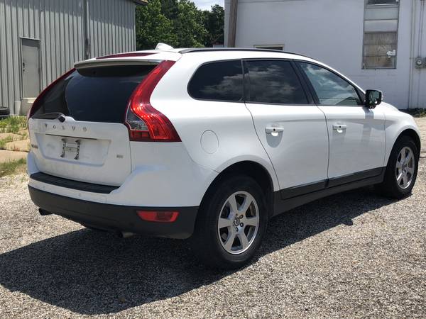 2010 Volvo XC60 Leather SunRoof Automatic for sale in Malvern, AR – photo 3