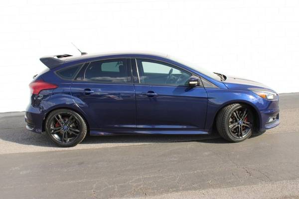 2016 Ford Focus ST - - by dealer - vehicle automotive for sale in Alton, MO – photo 3