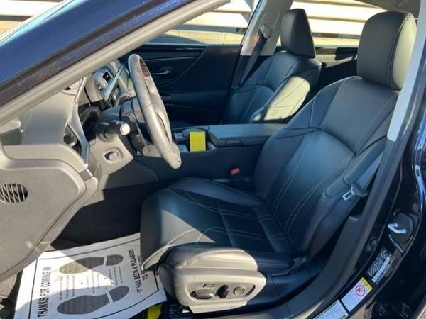 2019 Lexus ES - - by dealer - vehicle automotive sale for sale in Honolulu, HI – photo 16