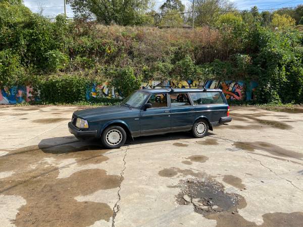 93 Volvo 240 for sale in Asheville, NC