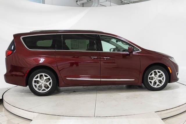 2017 Chrysler Pacifica Touring-L Plus for sale in Minneapolis, MN – photo 19