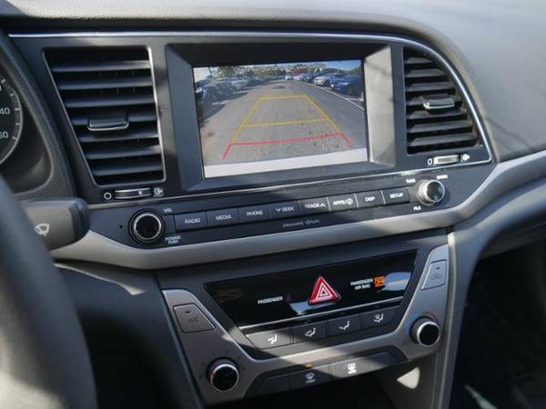 2018 Hyundai Elantra SEL for sale in Walser Experienced Autos Burnsville, MN – photo 10