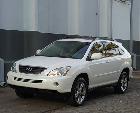 Pearl White 2007 Lexus RX400H/AWD/Backup Cam/30 MPGs for sale in Raleigh, NC – photo 2