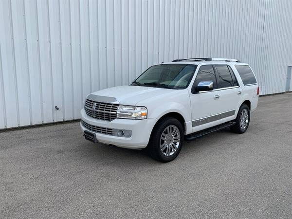 2008 Lincoln Navigator ** 4WD ** DVD ** 3rd Row Seating ** Well Mainta for sale in Madison, WI