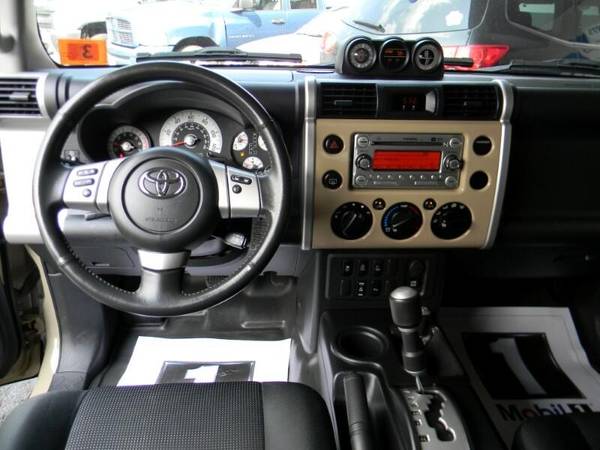 2012 Toyota FJ Cruiser 4WD 4 0L V6 HARD TO FIND SUV for sale in Plaistow, MA – photo 19