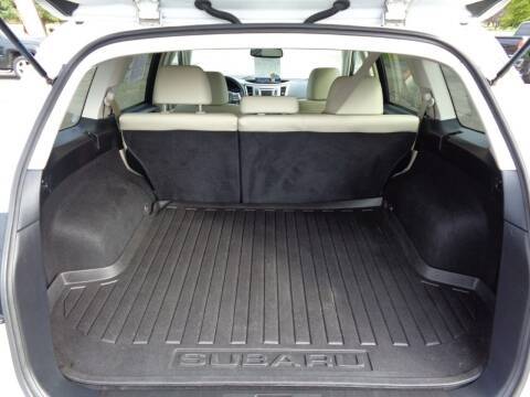 2013 SUBARU OUTBACK 2.5I LIMITED for sale in Dorchester, WI – photo 11