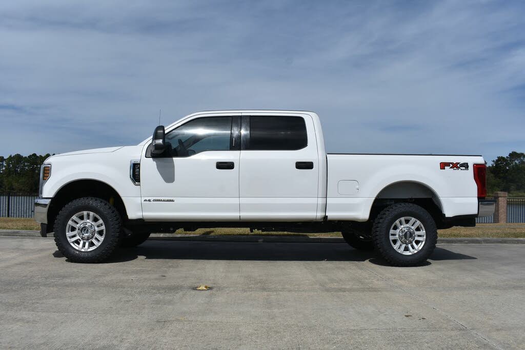 2019 Ford F-250 Super Duty XLT Crew Cab 4WD for sale in Walker , LA – photo 7