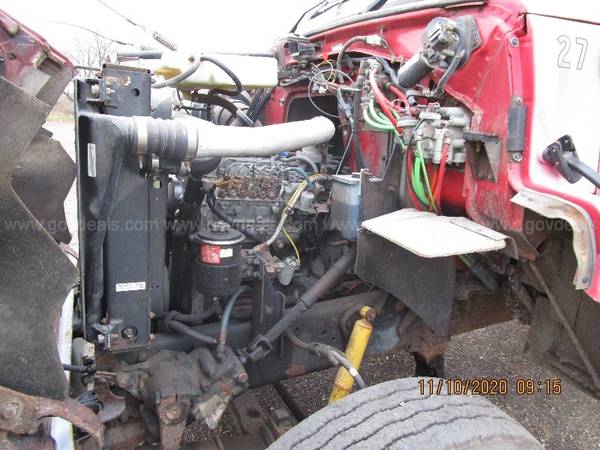 1995 Ford LN8000F Diesel Semi Tractor 8 3 Cummins 21K original miles for sale in Forest Junction, WI – photo 2