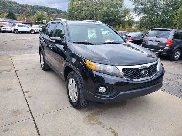 2011 Kia Sorento LX AWD 4dr SUV EVERYONE IS APPROVED! for sale in Vandergrift, PA