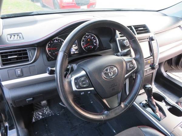 2017 Toyota Camry XSE... 58,000 Miles... $15,200 - cars & trucks -... for sale in Waterloo, IA – photo 14