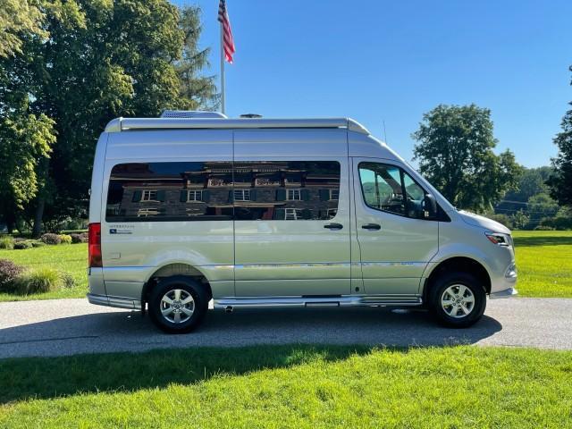 2020 Mercedes-Benz Sprinter 2500 INTERSTATE 19 TOMMY BAHAMA 2021 for sale in West Chester, PA – photo 8