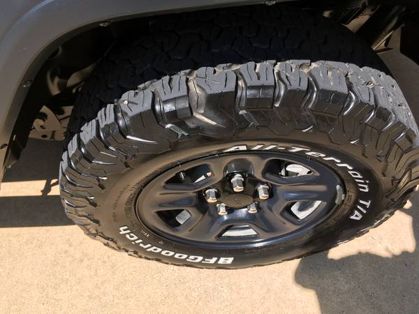 2018 Jeep Wrangler Unlimited Sport - cars & trucks - by dealer -... for sale in Tyler, TX – photo 10