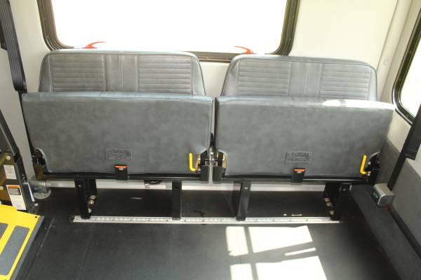 2013 Ford E450 21 Passenger CNG Shuttle Bus / Lift / FREE SHIPPING for sale in Irving, GA – photo 11