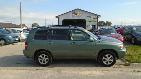 toyota highlander awd 161,000 miles $4250 for sale in Waterloo, IA