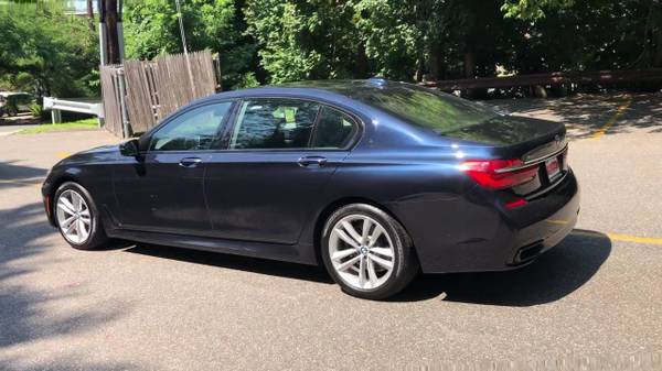 2017 BMW 750i xDrive for sale in Great Neck, NY – photo 16
