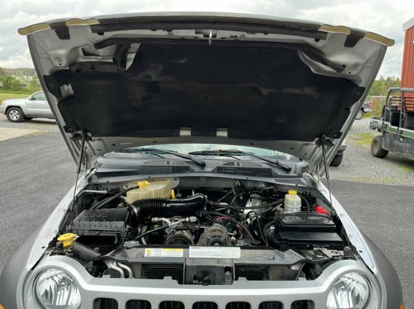 2007 Jeep Liberty Sport 4x4 Bright Silver Meta for sale in Johnstown , PA – photo 20