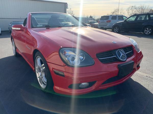 2004 Mercedes SLK 32 AMG Red w/ Red/Black Leather Hard Top... for sale in Jeffersonville, KY – photo 2