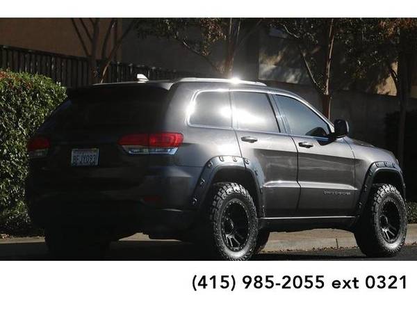 2015 Jeep Grand Cherokee SUV Laredo 4D Sport Utility (Gray) for sale in Brentwood, CA – photo 3