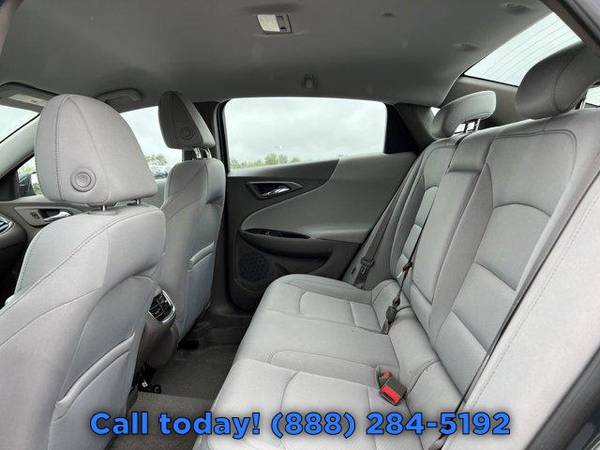 2017 Chevrolet Malibu LT Sedan - - by dealer - vehicle for sale in Jericho, NY – photo 13