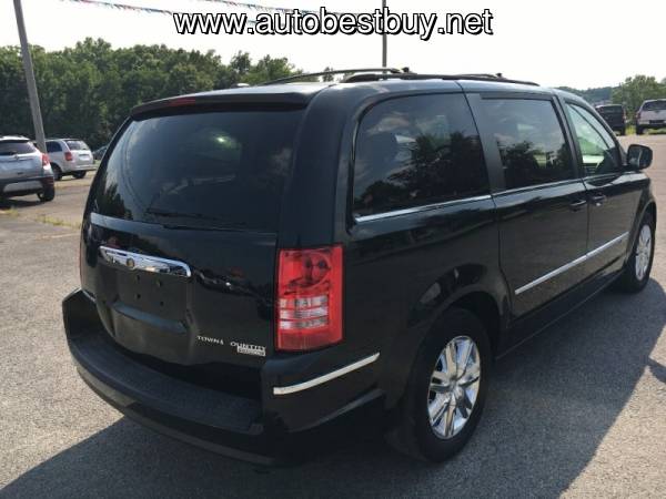 2010 Chrysler Town and Country Touring 4dr Mini Van Call for Steve... for sale in Murphysboro, IL – photo 5