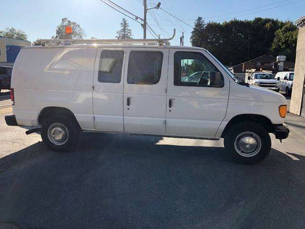 2006 Ford E-Series Cargo E 250 3dr Van -FINANCING AVAILABLE!! for sale in Kenvil, NJ – photo 4