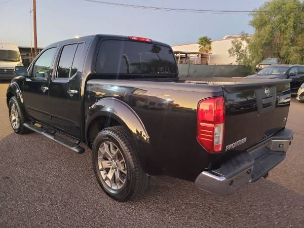 2014 Nissan Frontier SL pickup Super Black - - by for sale in Mesa, AZ – photo 14